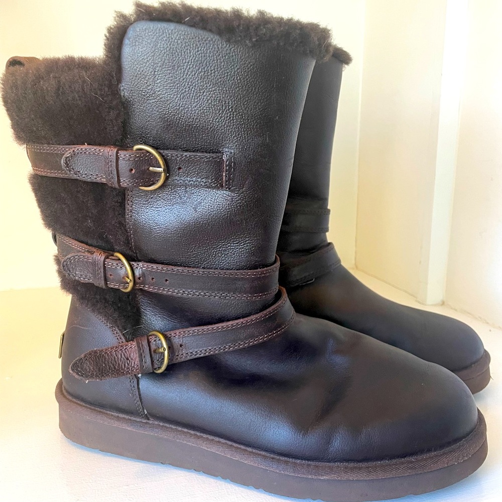 {UGG} Chocolate Leather Becket Boots 1008827 size 11